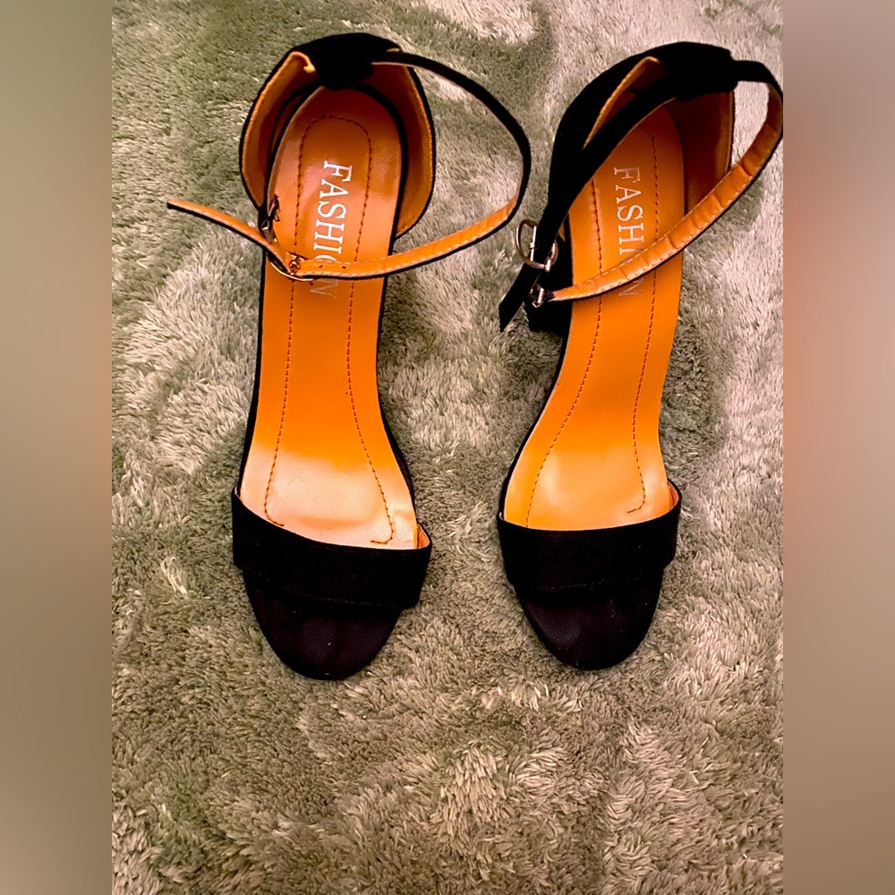 Ankle Strap Block Heeled Sandal